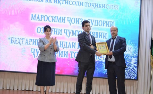 ПОБЕДА НАШИХ СТУДЕНТОВ В РЕСПУБЛИКАНСКОМ КОНКУРСЕ «ЛУЧШИЙ ЗНАТОК НАЛОГОВОГО КОДЕКСА РЕСПУБЛИКИ ТАДЖИКИСТАН»