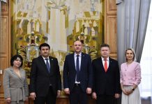 НАМОЯНДАГОНИ ДОНИШГОҲИ МИЛЛӢ ДАР ДОНИШГОҲИ ДАВЛАТИИ БЕЛОРУС